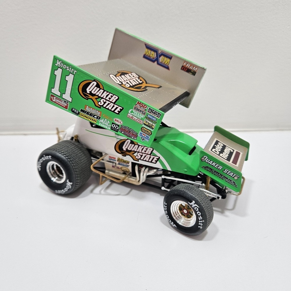 1:24 Steve Kinser #11 Quaker State 500th Win Sprint‎ Car Xtreme Raced Version